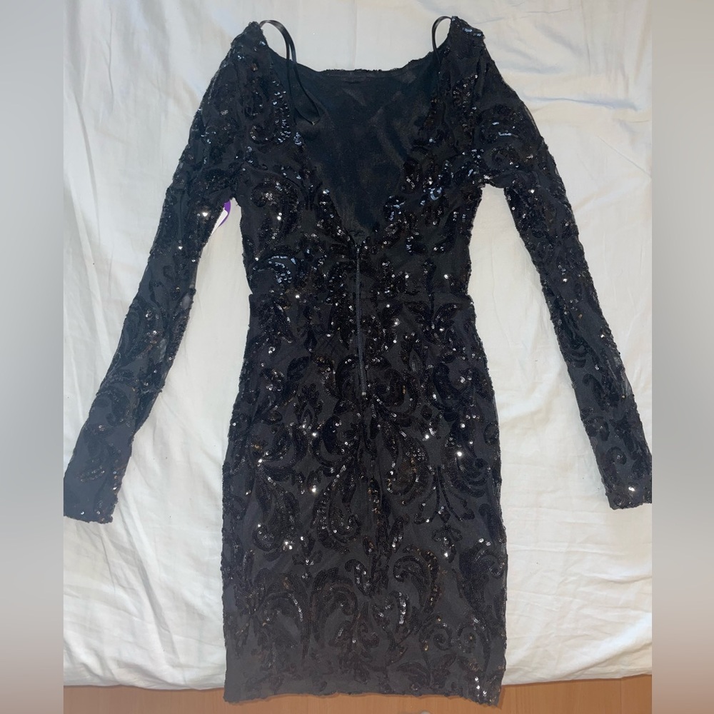 Windsor Kimmy Formal Sequin Mini Dress - Picture 8 of 9